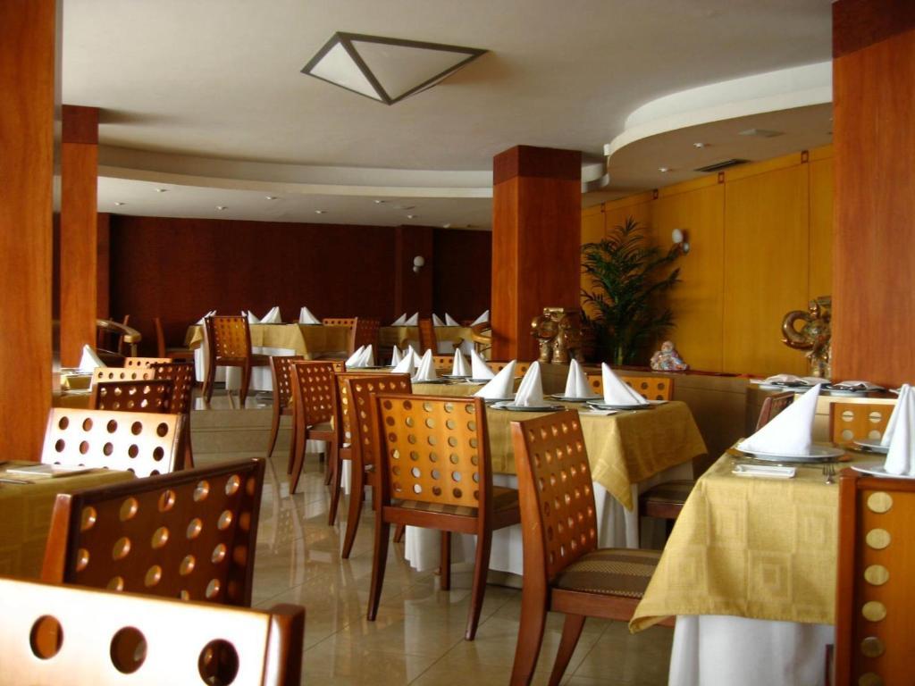 Hotel Lun Fun Manta Exterior foto